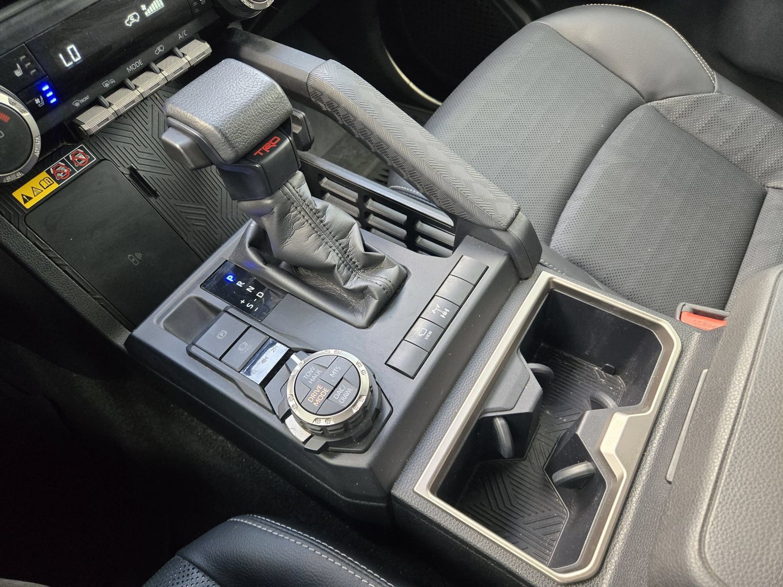Used 2025 Toyota 4Runner TRD Off-Road Premium AWD/4WD image 19