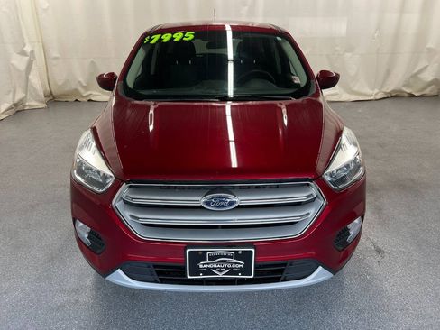 Used 2019 Ford Escape SE AWD/4WD image 2