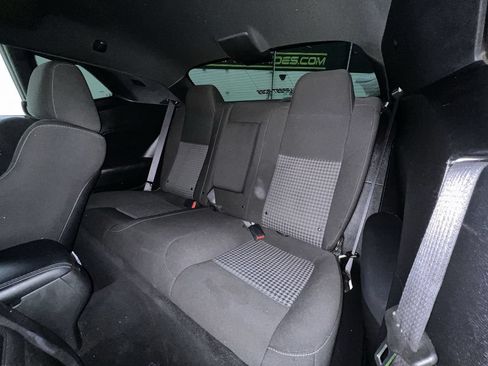 Used 2022 Dodge Challenger R/T RWD image 27
