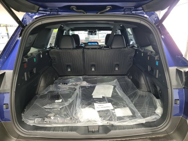 New 2026 Subaru Outback Touring AWD/4WD image 34