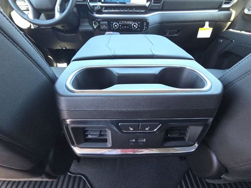 New 2026 Chevrolet Silverado 1500 LTZ w/ LTZ Premium Package image 32