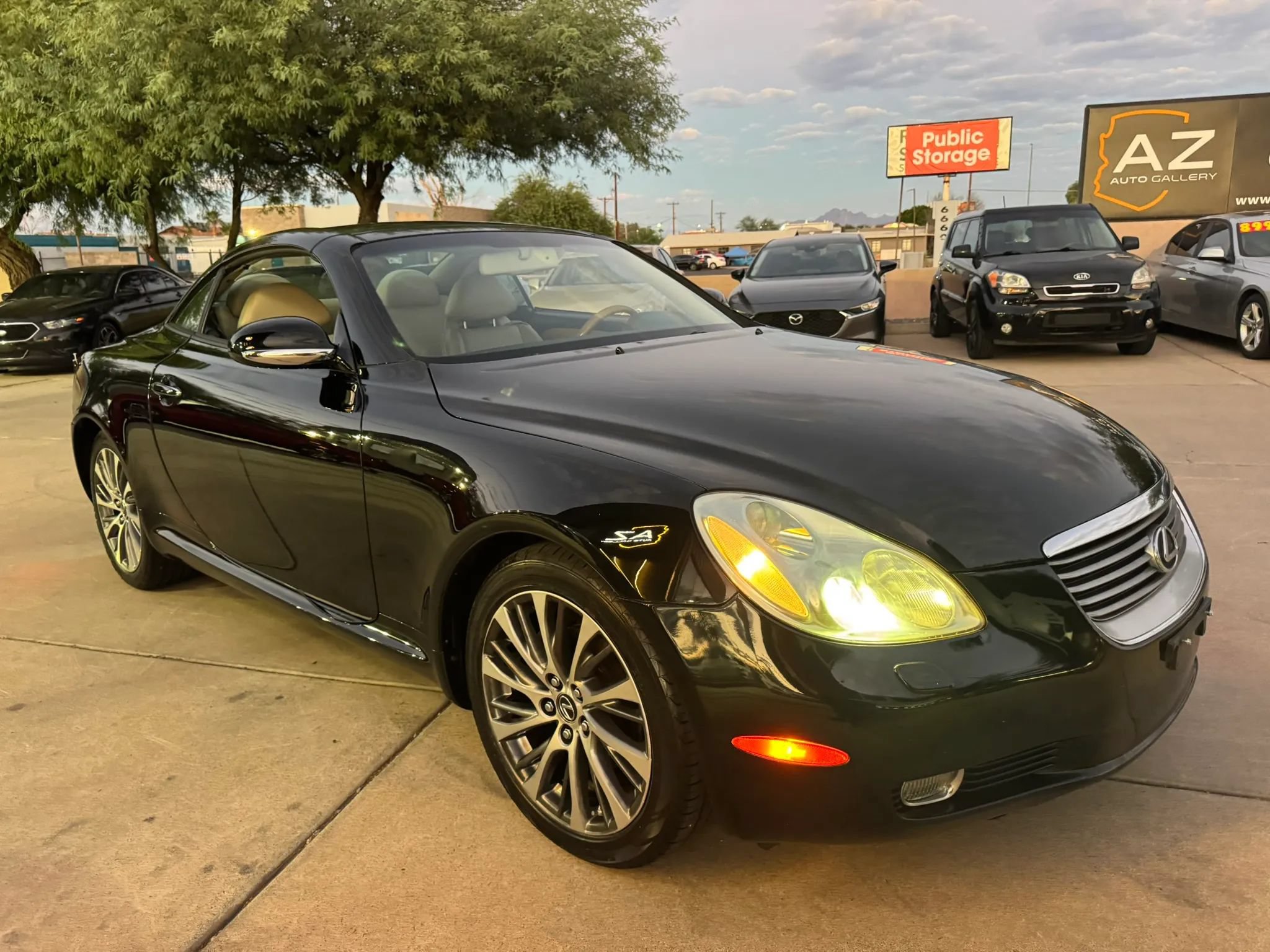 Used 2005 Lexus SC 430 Convertible RWD image 3