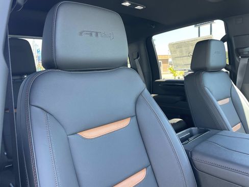 New 2026 GMC Sierra 2500 AT4 w/ AT4 Premium Plus Package AWD/4WD image 29