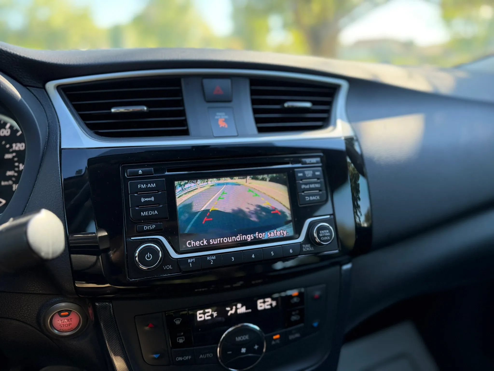Used 2018 Nissan Sentra SR w/ SR Midnight Edition Package FWD image 11
