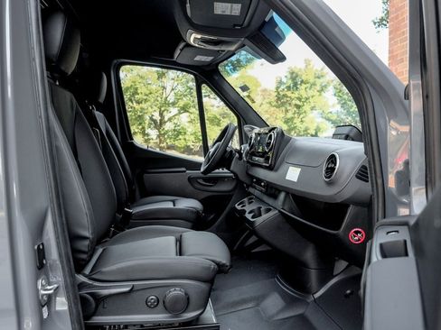 New 2026 Mercedes-Benz Sprinter 2500 image 17