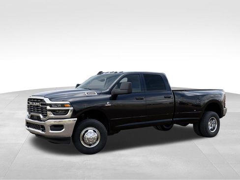 New 2026 RAM 3500 Tradesman image 2
