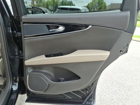 Certified 2023 Lincoln Nautilus FWD w/ Premium Package image 28