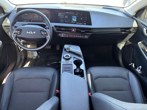 Used 2023 Kia EV6 Light image 19
