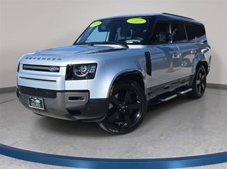 Used 2023 Land Rover Defender 130 X-Dynamic SE video 1