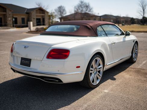 Used 2017 Bentley Continental GT image 5