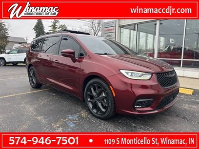 Used 2022 Chrysler Pacifica Limited w/ S Appearance Package