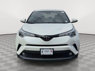 Used 2018 Toyota C-HR XLE FWD video 2