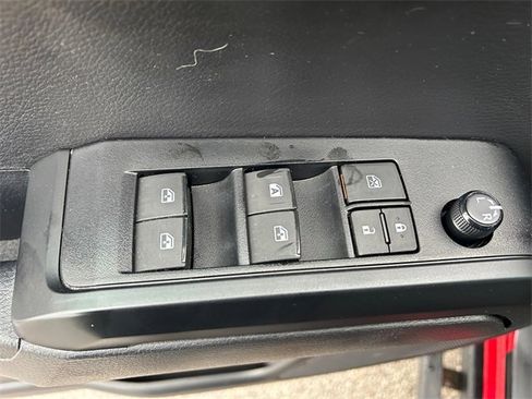 Used 2023 Toyota Tacoma SR image 27