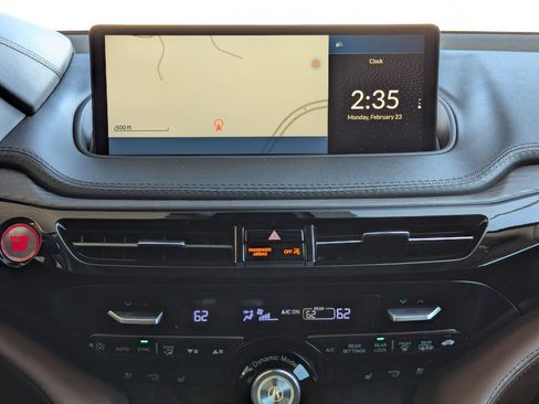 Certified 2023 Acura MDX SH-AWD w/ Advance Package image 18