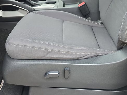 Used 2022 Nissan Frontier SV image 26