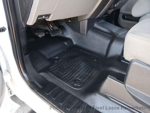 Used 2019 Ford F250 XL w/ Power Equipment Group AWD/4WD image 12