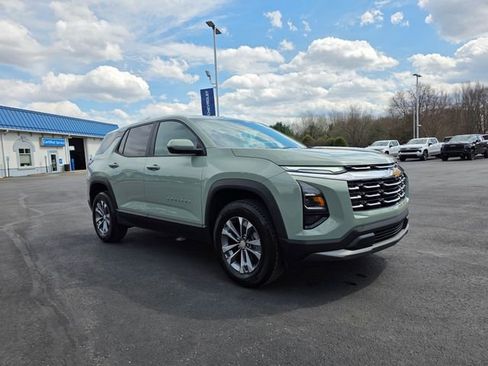 Used 2026 Chevrolet Equinox LT w/ Convenience Package II image 5