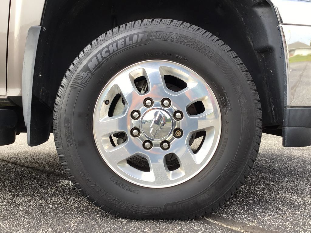 Used 2014 Chevrolet Silverado 3500 LTZ w/ LTZ Plus Package AWD/4WD image 17