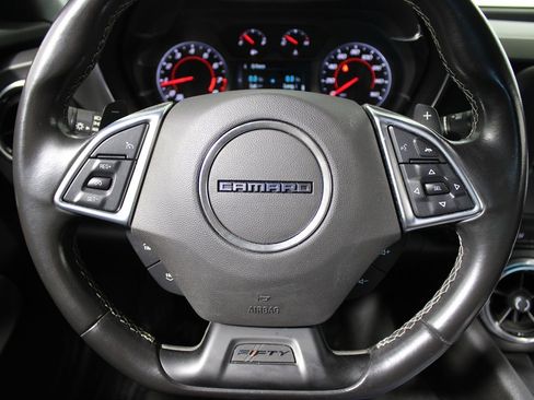 Used 2017 Chevrolet Camaro LT RWD image 12