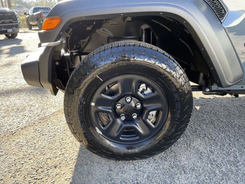 New 2026 Jeep Wrangler Sport image 40