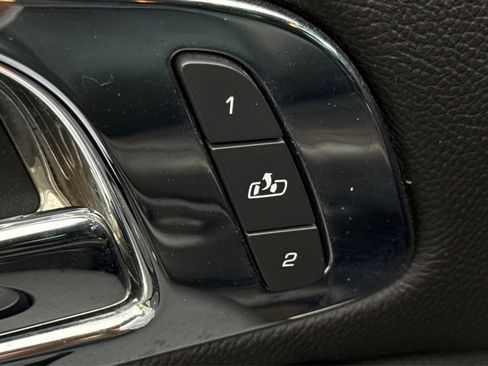 Used 2013 Cadillac Escalade Platinum AWD/4WD image 41