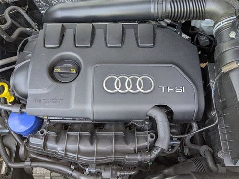 Used 2018 Audi Q3 2.0T Premium w/ Convenience Package FWD image 24