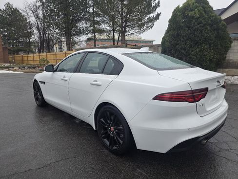 Used 2020 Jaguar XE S image 4