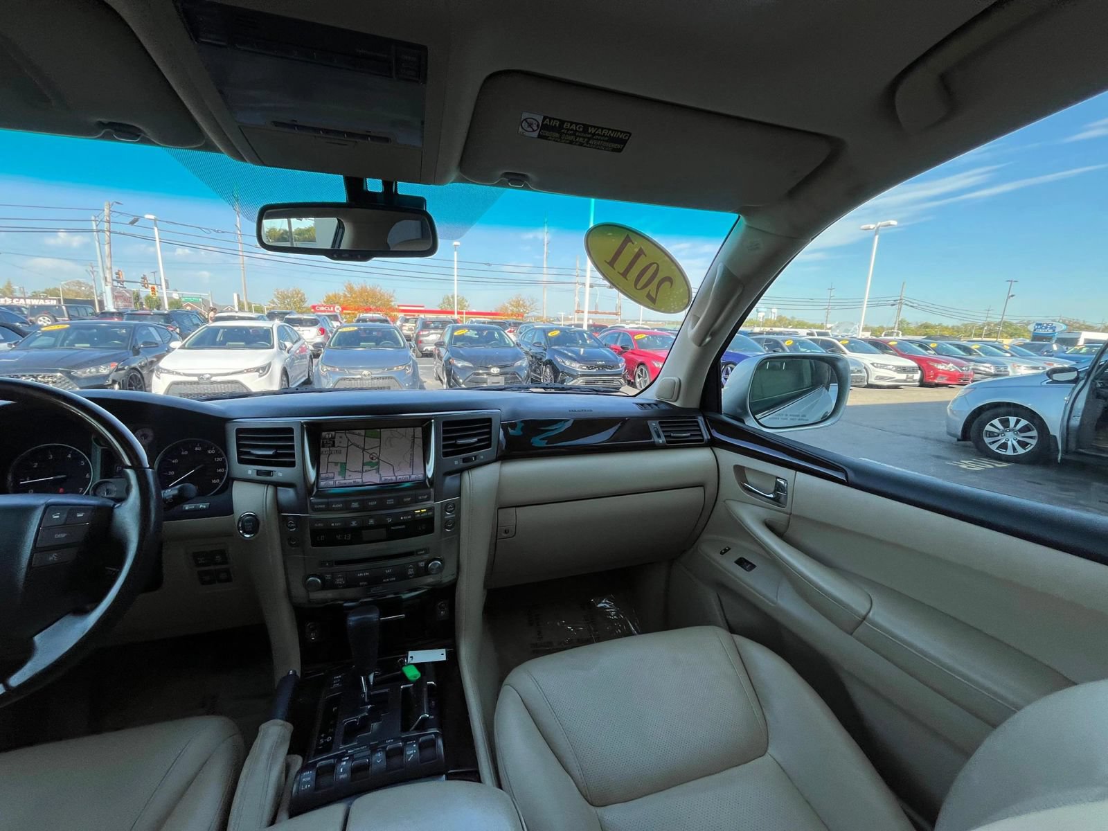 Used 2011 Lexus LX 570 4WD w/ Luxury Pkg image 43