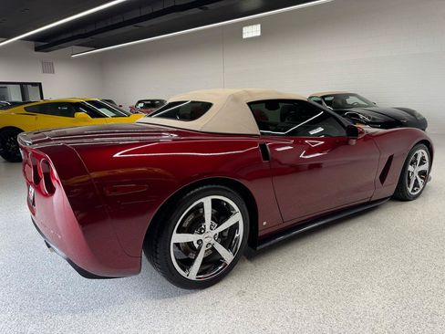 Used 2006 Chevrolet Corvette Convertible w/ Preferred Equipment Group RWD image 25
