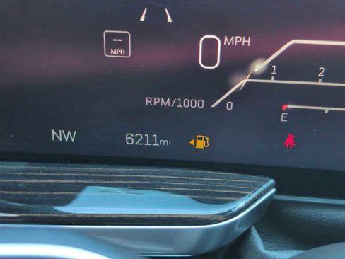 Used 2025 Cadillac Escalade Premium Luxury w/ Touring Package image 36