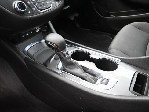 Used 2023 Chevrolet Malibu LT FWD image 12