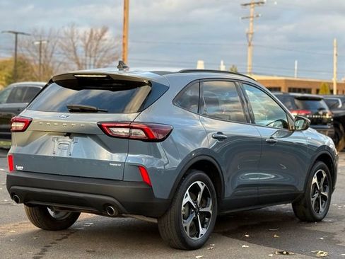 Certified 2025 Ford Escape ST-Line Elite image 37