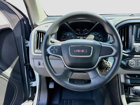 Used 2017 GMC Canyon 2WD Crew Cab w/ Convenience Package image 12