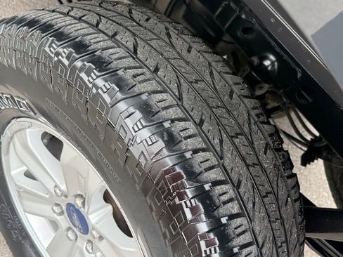 Used 2017 Ford F150 XLT image 39