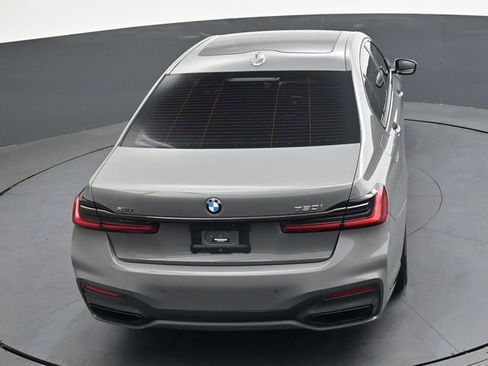 Used 2022 BMW 750i xDrive w/ Executive Package image 27