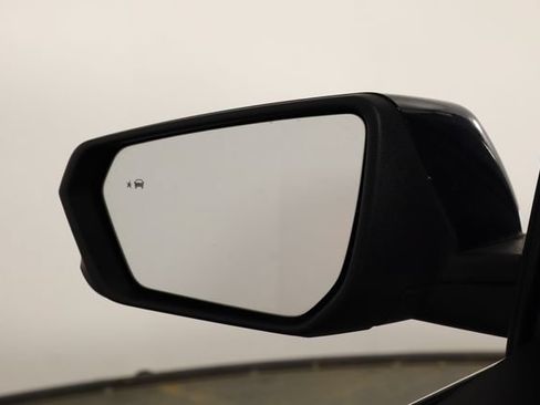Used 2022 Chevrolet Equinox LT AWD/4WD image 37
