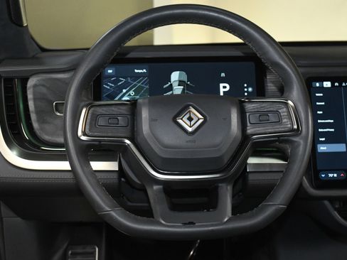 Used 2022 Rivian R1S Launch Edition image 27