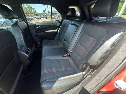 Used 2024 Chevrolet Equinox RS FWD image 18