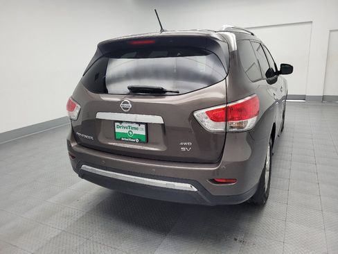 Used 2015 Nissan Pathfinder SV image 7