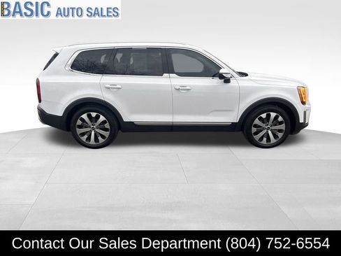 Used 2022 Kia Telluride EX w/ EX Premium Package image 4
