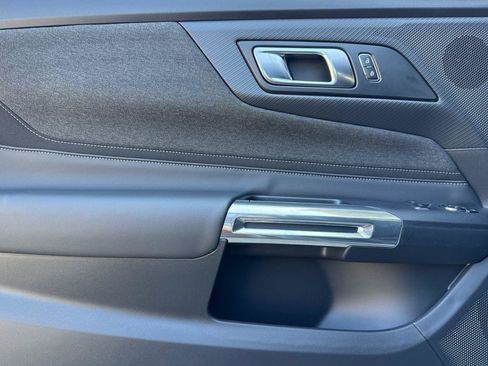 New 2025 Ford Mustang Coupe image 7