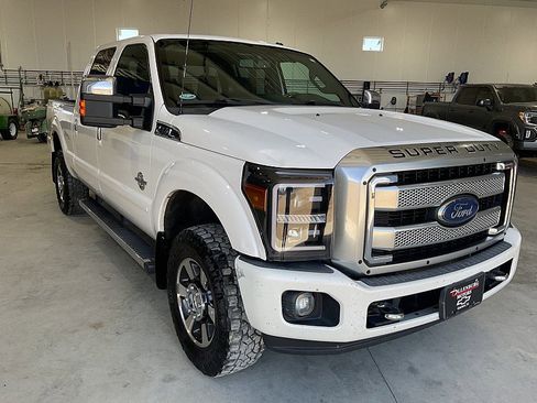 Used 2014 Ford F250 Platinum w/ FX4 Off-Road Package image 4