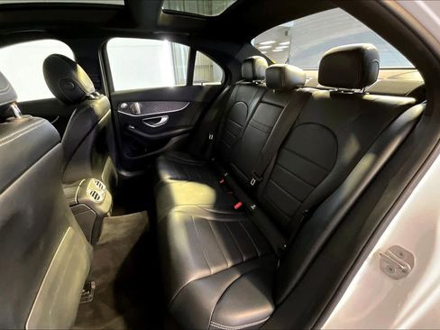 Used 2017 Mercedes-Benz C 300 4MATIC Sedan image 21
