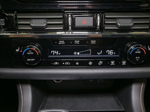 Used 2025 Nissan Pathfinder Rock Creek image 34