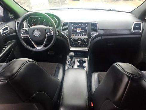 Used 2018 Jeep Grand Cherokee Altitude image 13