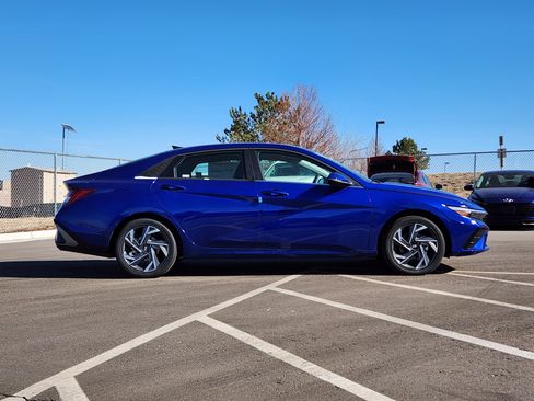 New 2026 Hyundai Elantra Limited image 6