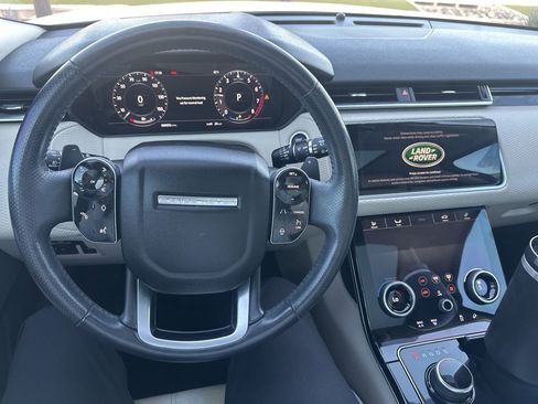 Used 2018 Land Rover Range Rover Velar S image 8