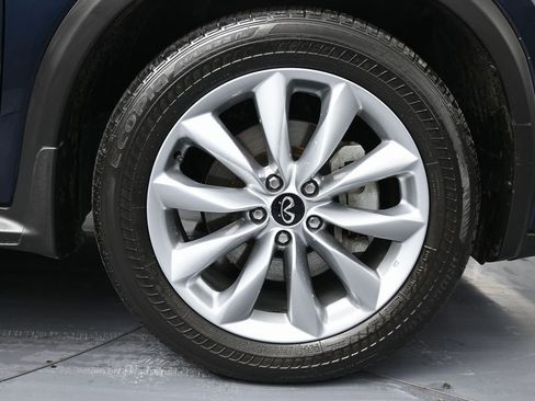 Used 2022 INFINITI QX50 Essential image 15