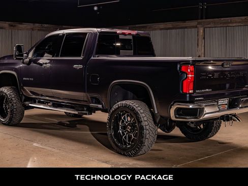 Used 2024 Chevrolet Silverado 2500 LTZ w/ LTZ Plus Package image 6