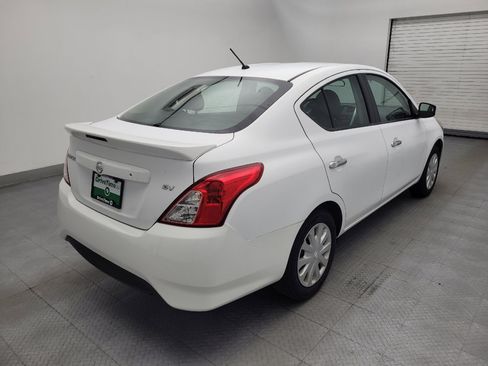 Used 2017 Nissan Versa SV FWD image 9
